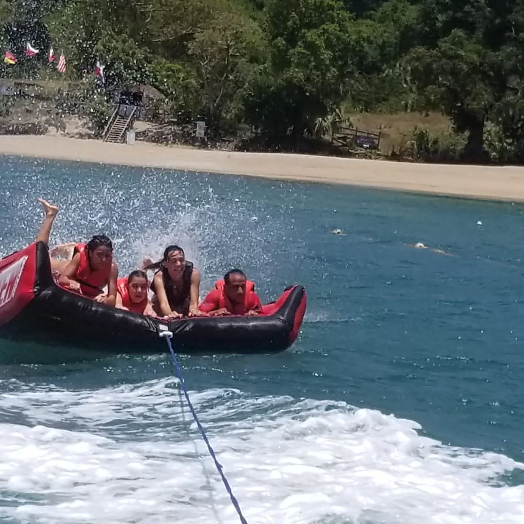 castaway beach party for groups of 20 or more